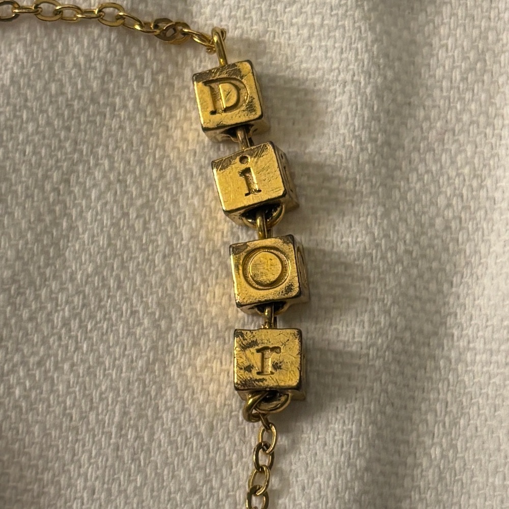 Christian Dior Cubes Bracelet in Gold - Picture 6 of 8